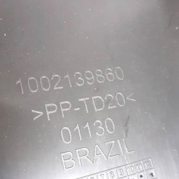 Acabamento Esquerdo Coluna Central Inferior Toro 2017 2018