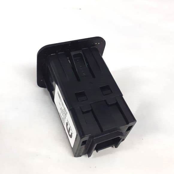 Acabamento Entrada Usb Traseira Fiat Toro Freedom 2017 2018