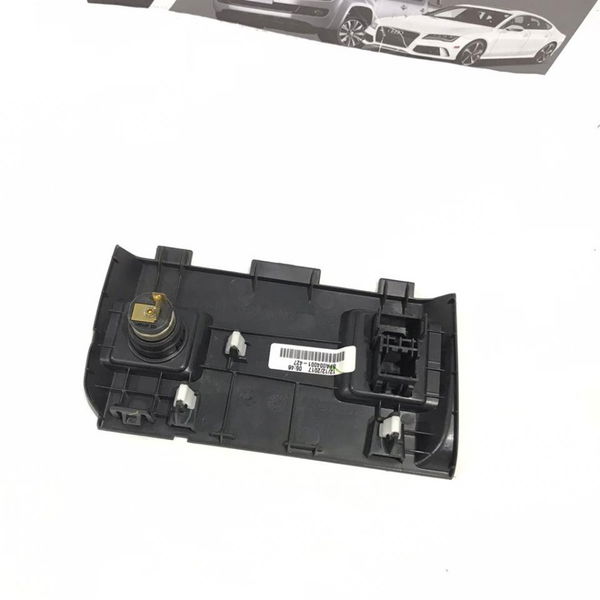 Moldura Entrada Usb Hdmi Tomada 12v Honda Civic G10 2017 18