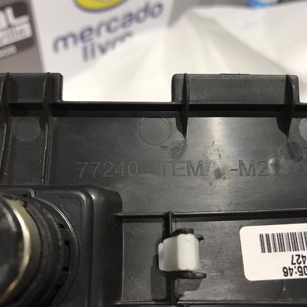 Moldura Entrada Usb Hdmi Tomada 12v Honda Civic G10 2017 18