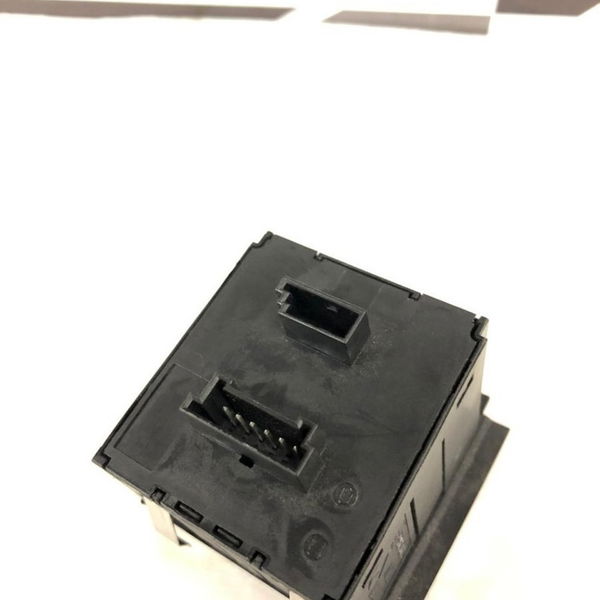 Botão Pisca Alerta Trava Destrava Bmw 320i 2009 2010 2011 12
