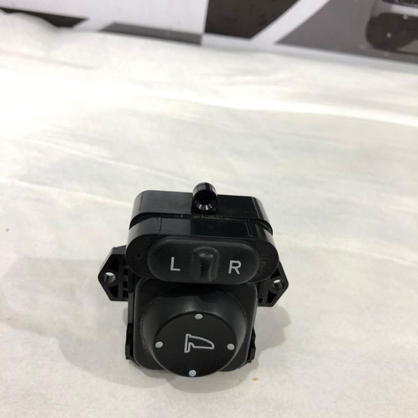 Botão Comando Retrovisor Elétrico Honda Hrv 2015 2016 2017 
