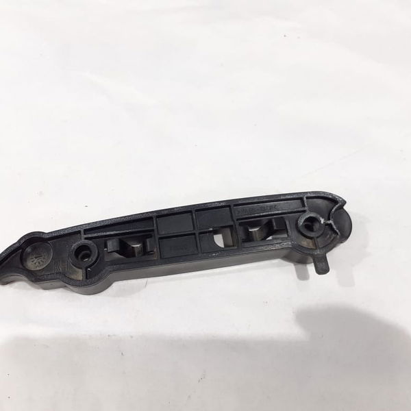 Suporte Guia Direito Parachoque Dianteiro Evoque 2014 2015