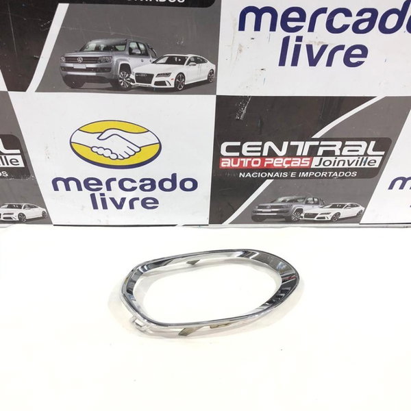 Moldura Farol Milha Esquerdo Fiat Toro 2017 2018