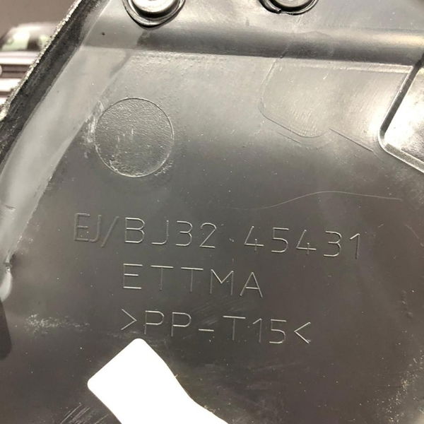 Acabamento Forro Esquerdo Porta Malas Evoque Dynamic 14 2015