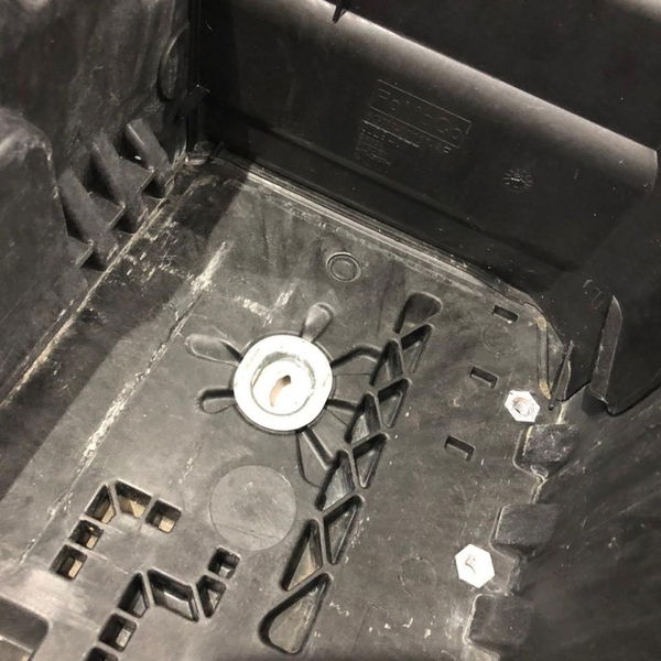 Caixa Suporte Bateria Evoque Dynamic 2013 2014 2015 Original