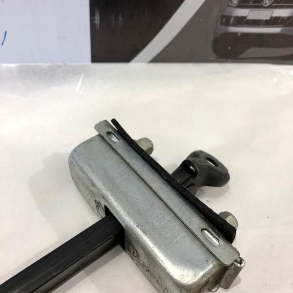 Limitador Porta Traseira Esquerda Evoque 2013 2014 2015