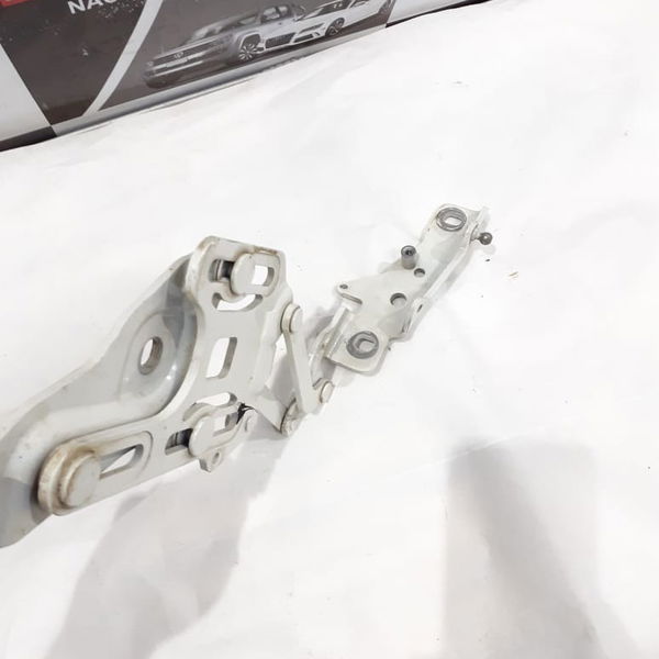 Dobradiça Braço Capo Direito Bmw X6 3.0 35i 2013 2014