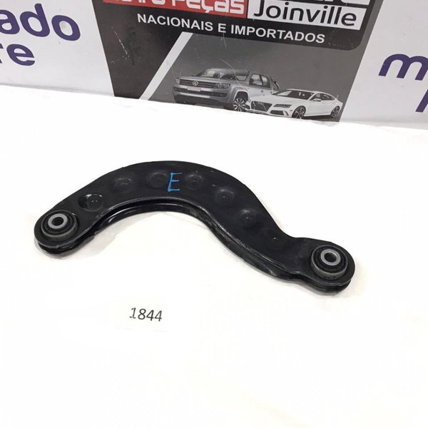 Braço Curvo Traseiro Esquerdo Ford Focus 1.6 Sedan 2014 2015