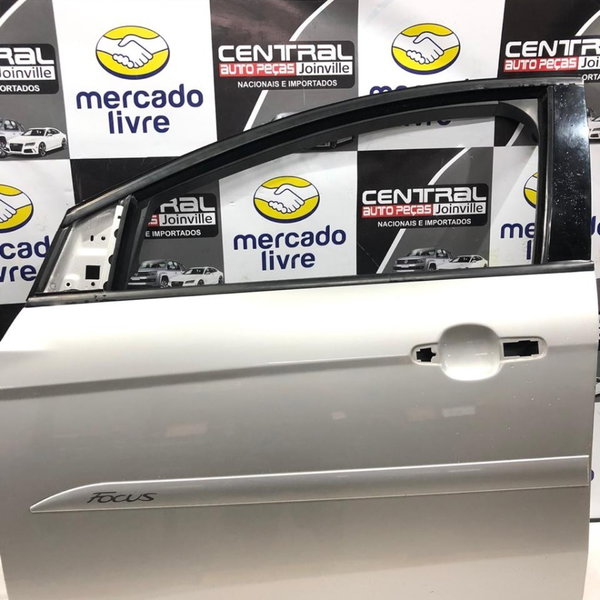 Porta Dianteira Esquerda Ford Focus Sedan 2014 2015 2016 Cinza