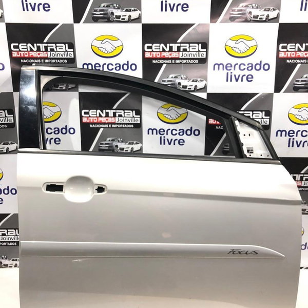 Porta Dianteira Direita Ford Focus Sedan 2014 2015 2016 Dianteira Direito Cinza