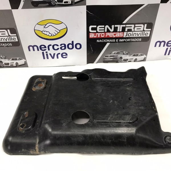 Protetor Esquerdo Tanque Combustível Touareg V8 2007 2008 09