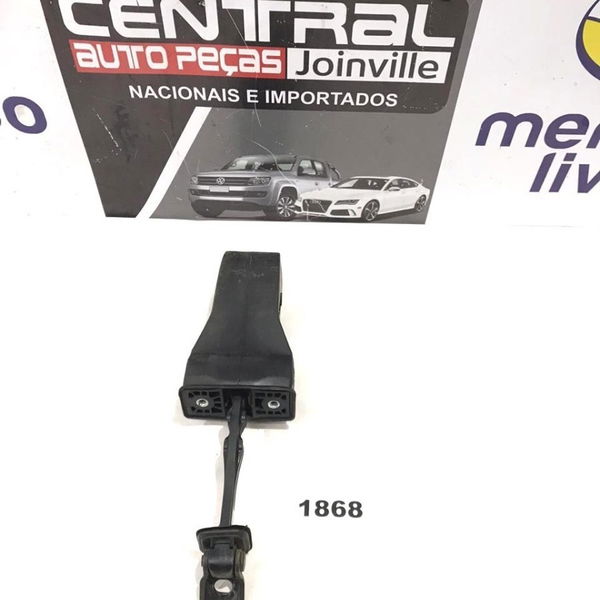 Limitador Porta Traseira Esquerda Jetta Tsi 2012 2013 2014