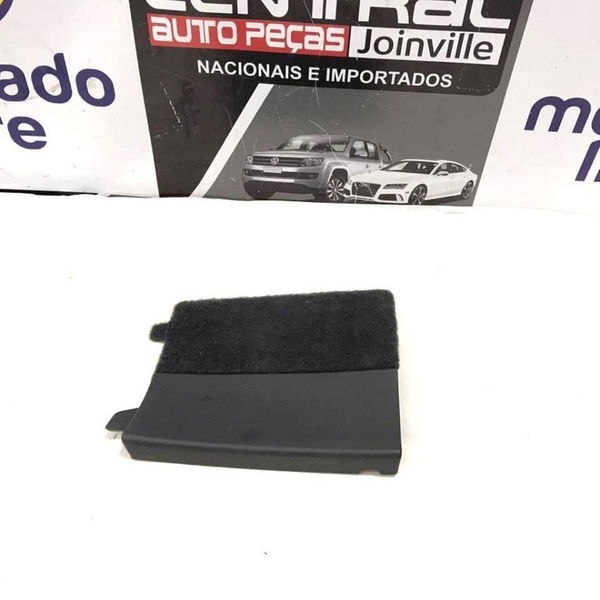 Acabamento Esquerdo Tampa Traseira Touareg V8 2008 2009 2010
