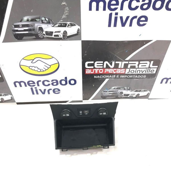 Acabamento Porta Treco Entrada Usb Aux 12v New Tucson 2019