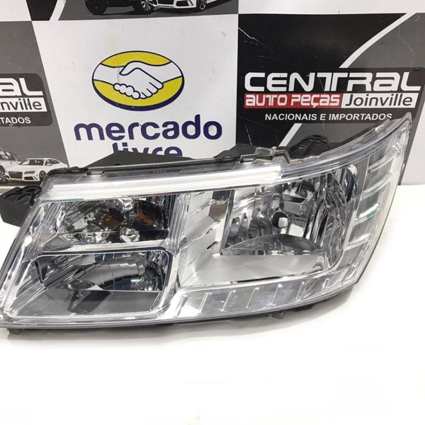 Farol Esquerdo Fiat Freemont 2.4 16v 2013 2014 Sem Detalhes Esquerdo