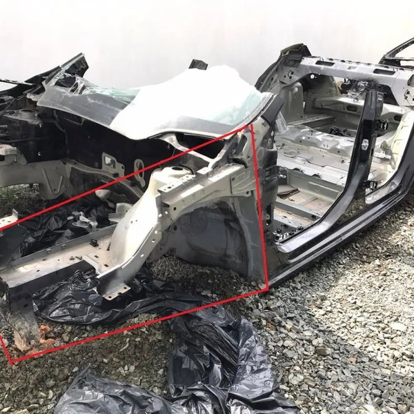Longarina Caixa Roda Direita Citroen C4 Lounge 2017 2018