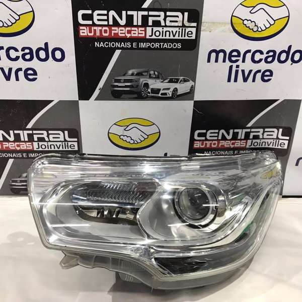 Farol C4 Lounge Esquerdo Original (detalhe) Esquerdo