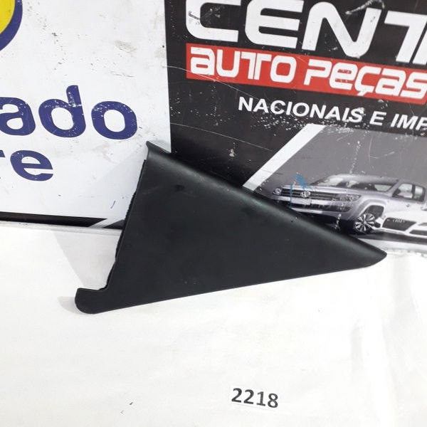 Moldura Interna Retrovisor Direita Sorento 2014 