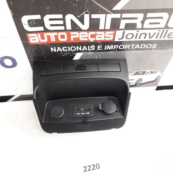 Moldura C/ Entrada Usb - Kia Sorento 2013