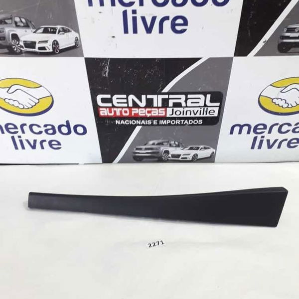 Acabamento Moldura Direita Renault Fluence 2016