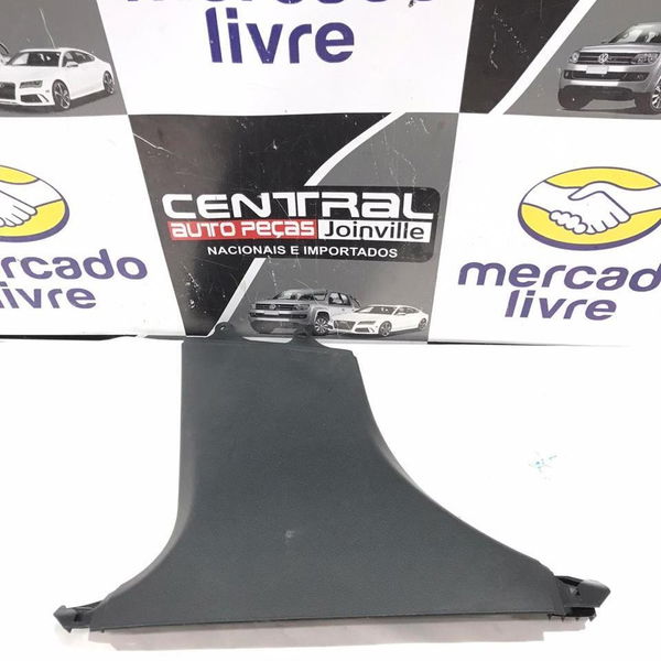 Acabamento Interno Coluna Esquerda  Mercedes C180 2015 