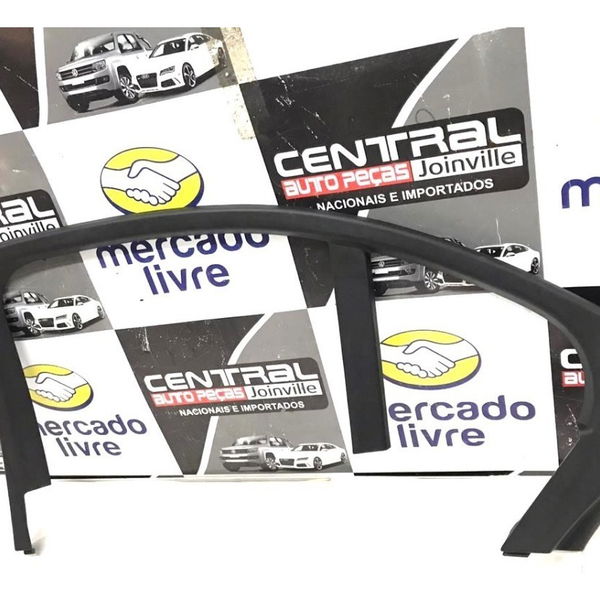 Acabamento Porta Traseira Direita Mercedes C180 2015 2016