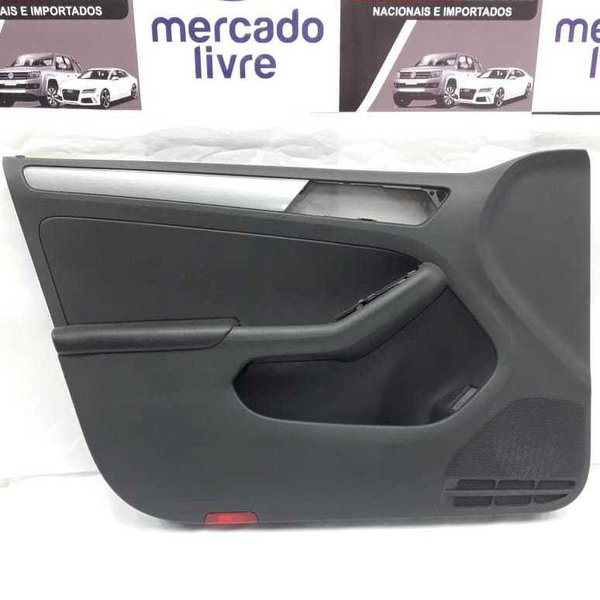 Forro De Porta Dianteiro Esquerdo Vw Jetta 2017 
