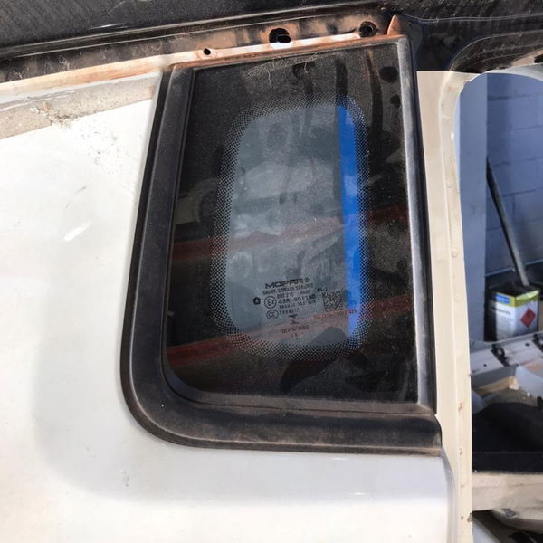 Vidro Fixo Traseiro Direito Jeep Compass 2016 2017 2018 2019