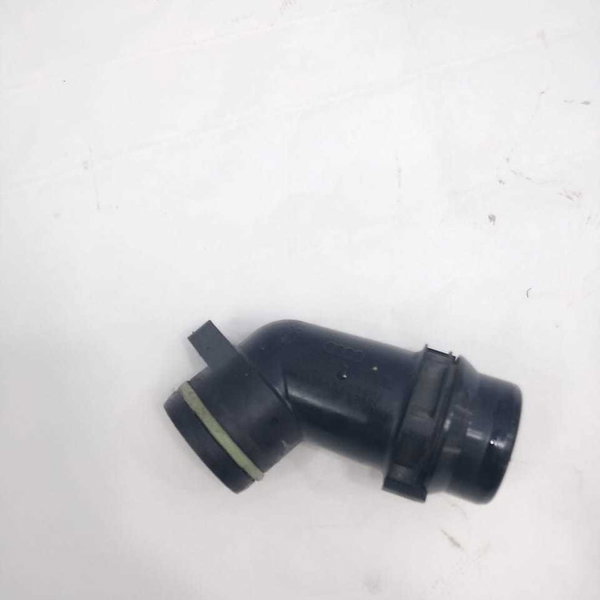 Flange Mangueira Água Audi Q7 2019 Diesel 059121071de