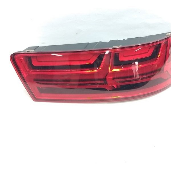 Lanterna Traseira Direita Audi Q7 2019 Original