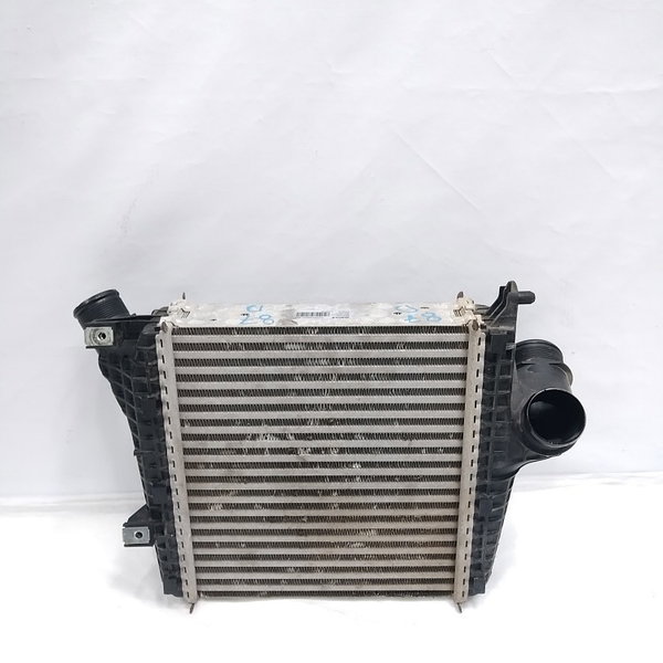 Radiador Intercooler Direito Audi Q7 2019