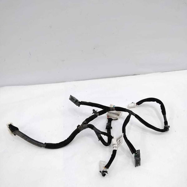 Chicote Banco Dianteiro Esquerd Hyundai Veloster 88763-fs540