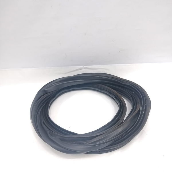 Borracha Porta Mala Tampa Traseira Hyundai Veloster 2012 13