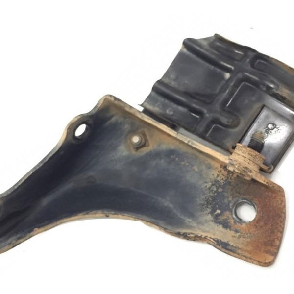 Suporte Calço Ferro Protetor Hyundai Veloster 2012 2013