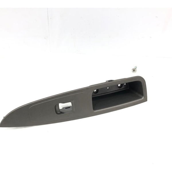 Moldura Botão Vidro Porta Traseira Esquerda Gm Malibu 2010