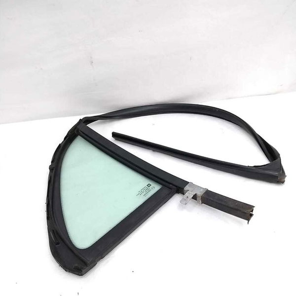 Vidro Fixo Porta Traseira Esquerda Chevrolet Malibu 2010 
