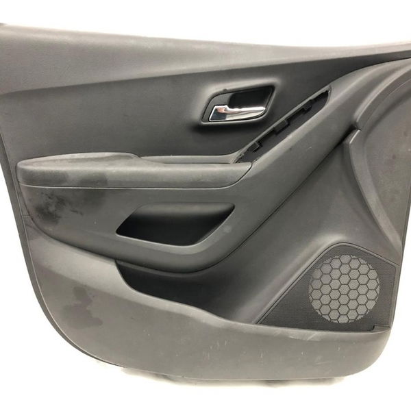 Forro Porta Dianteira Esquerda Chevrolet Tracker 2018 2019