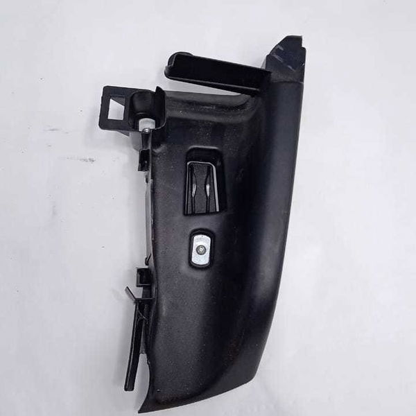 Suporte Guia Vidro Fixo Tras. Direito Audi A6 2012 4g8857792