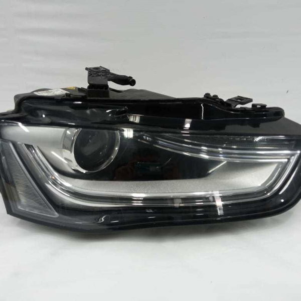 Farol Lado Direito Audi A4 2.0 2013