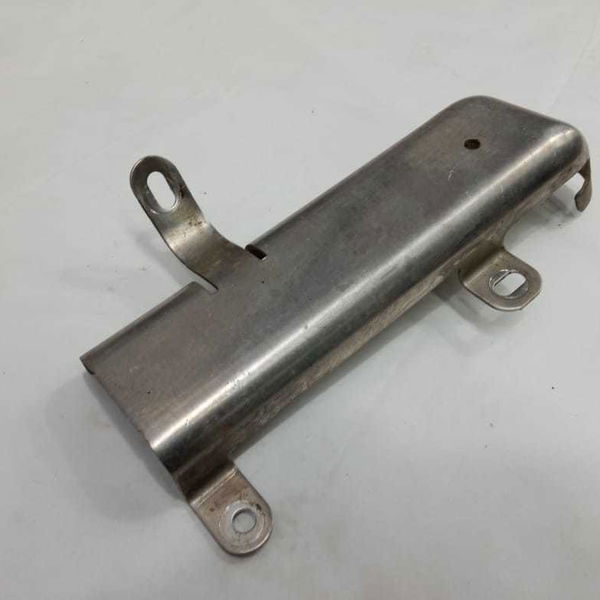 Suporte Moldura Audi A4 2.0 2013 8k0201192
