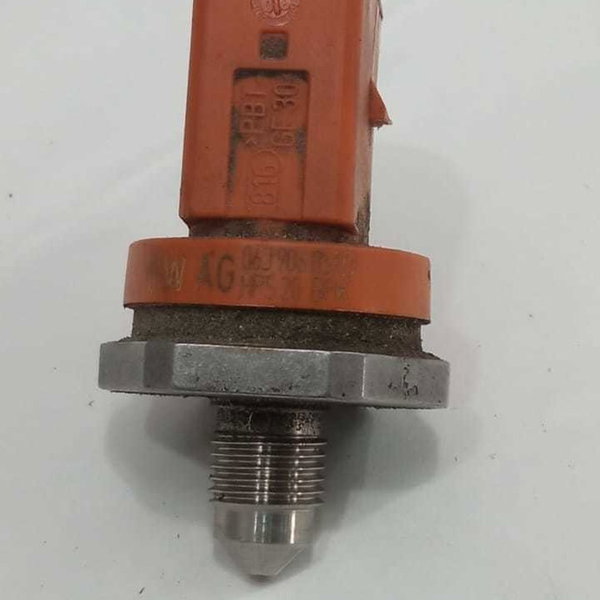 Sensor Flauta Pressão Combustível Audi A4 2.0 2013 06j906051