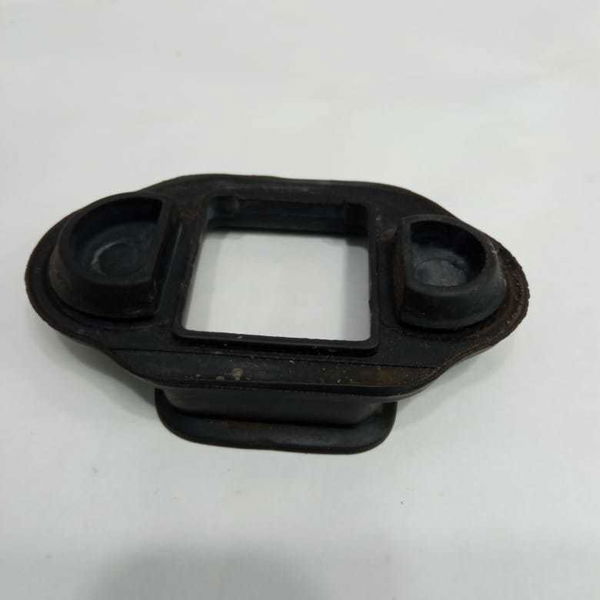 Borracha Limitador Porta Dianteira Direita Bmw 118i 2011