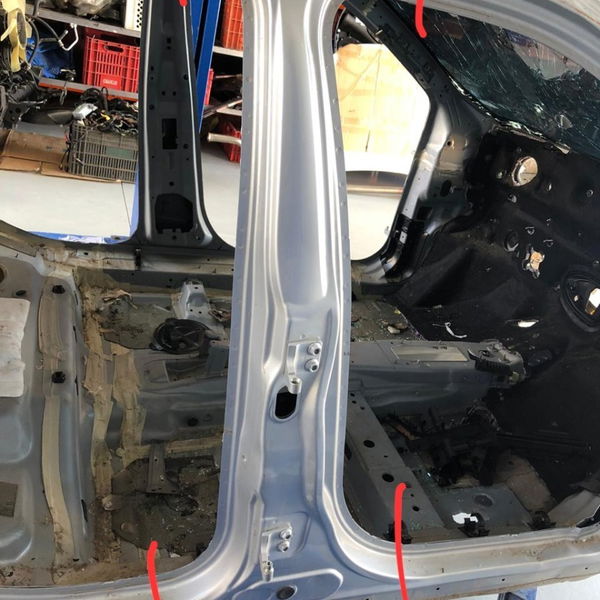 Coluna T Lateral Direita Fiat Toro 2015