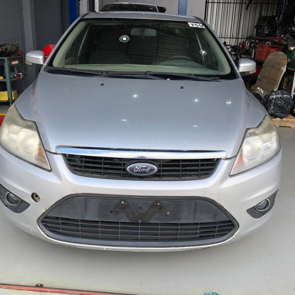 Farol Esquerdo Ford Focus Fc 1.6 2009 2013 Esquerdo