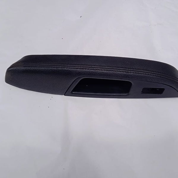 Moldura Botão Vidro Traseiro Dire Hyundai Veloster 2012 2013