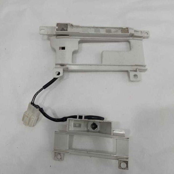 Esteira Trambulador Mitsubishi Pajero Full 2017 8015a056
