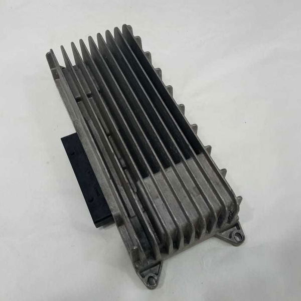 Módulo Amplificador Audi A4 2.0  2012 2013 8t0035223ab      