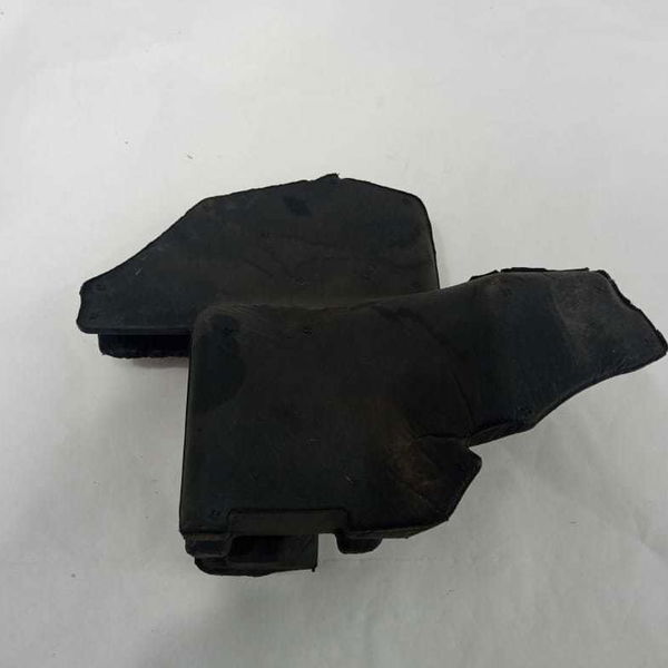 Espuma Borracha Esquerda Bmw X1 2012 14389710