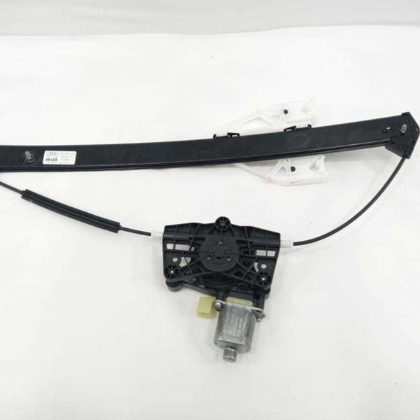 Máquina Vidro Traseira Esquerda Audi Q3 2020